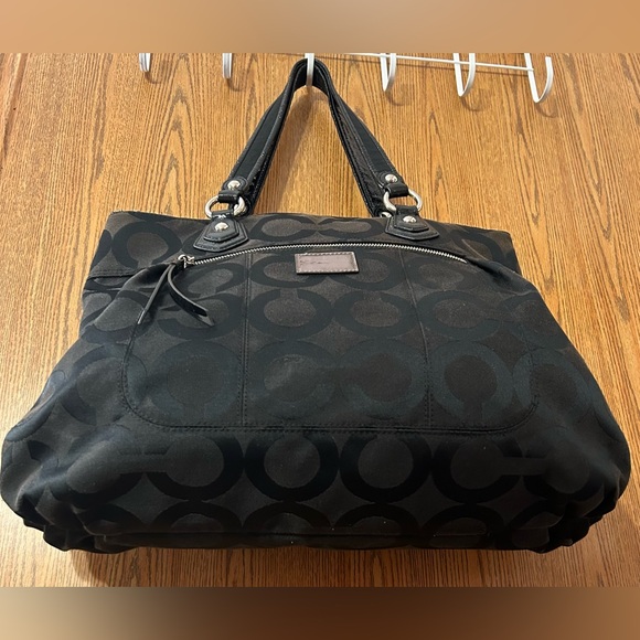 Coach Poppy Monogram Canvas Large Hobo w/ Silver Hardware - Picture 5 of 9